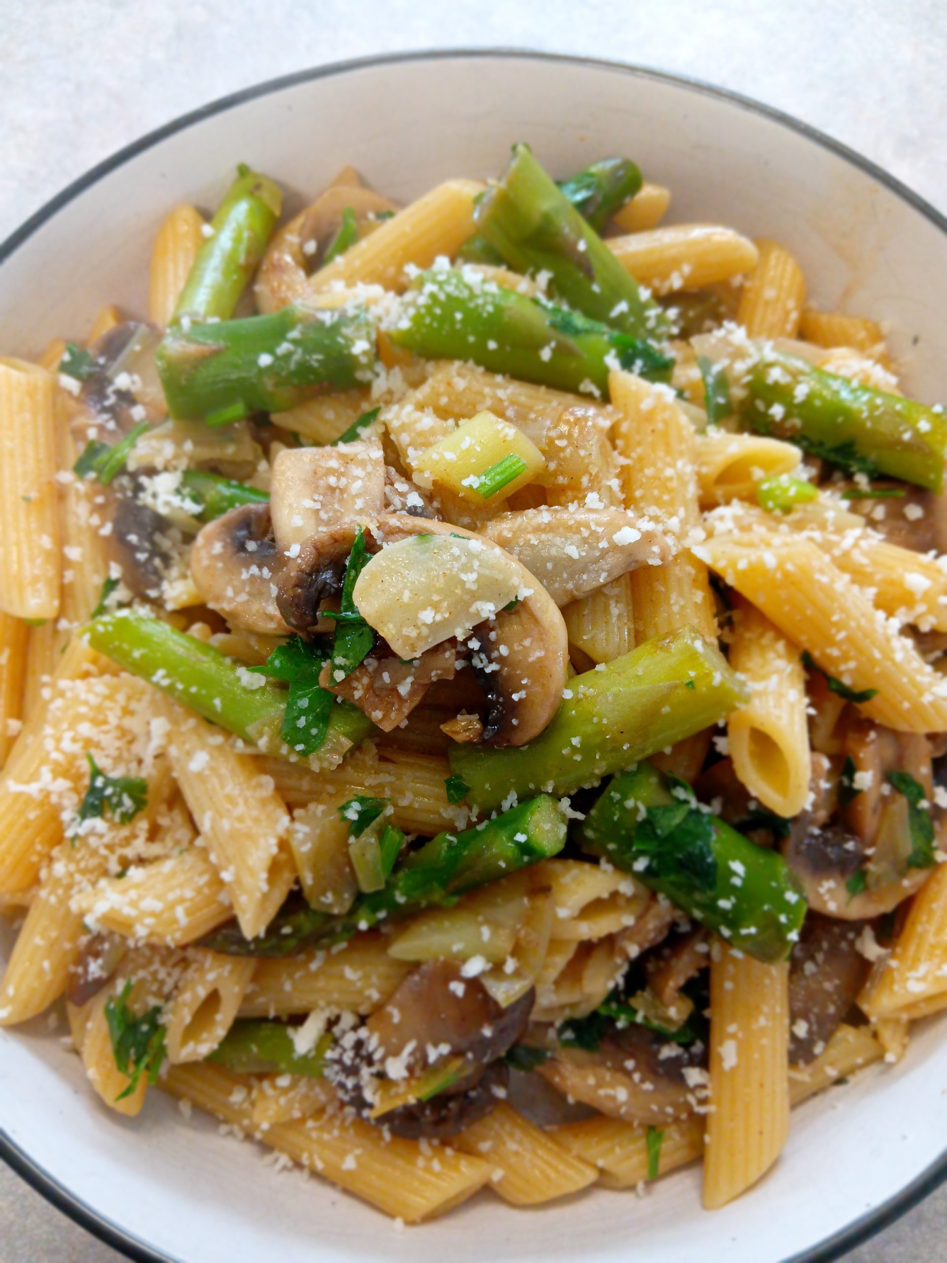 Asparagus and Mushroom Penne Pasta